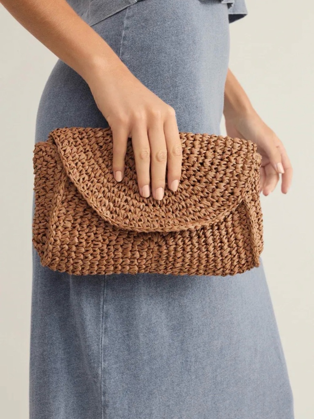 Braided Straw Crossbody Bag - Brown - Picture 4 of 4